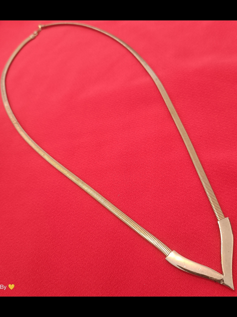 Gold V-Accent Women’s Necklace